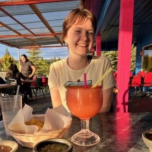 Meet your Posher, Joan